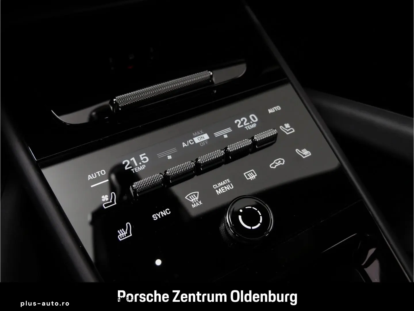 PORSCHE Cayenne GTS Pano Luftfed BOSE Sport-Design-Paket