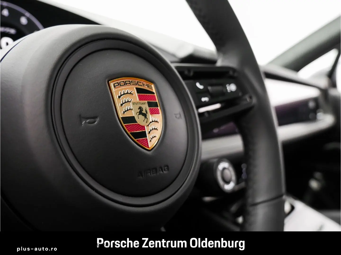 PORSCHE Cayenne GTS Pano Luftfed BOSE Sport-Design-Paket