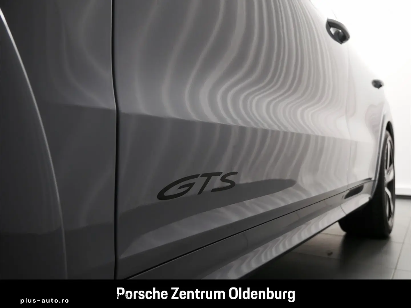 PORSCHE Cayenne GTS Pano Luftfed BOSE Sport-Design-Paket