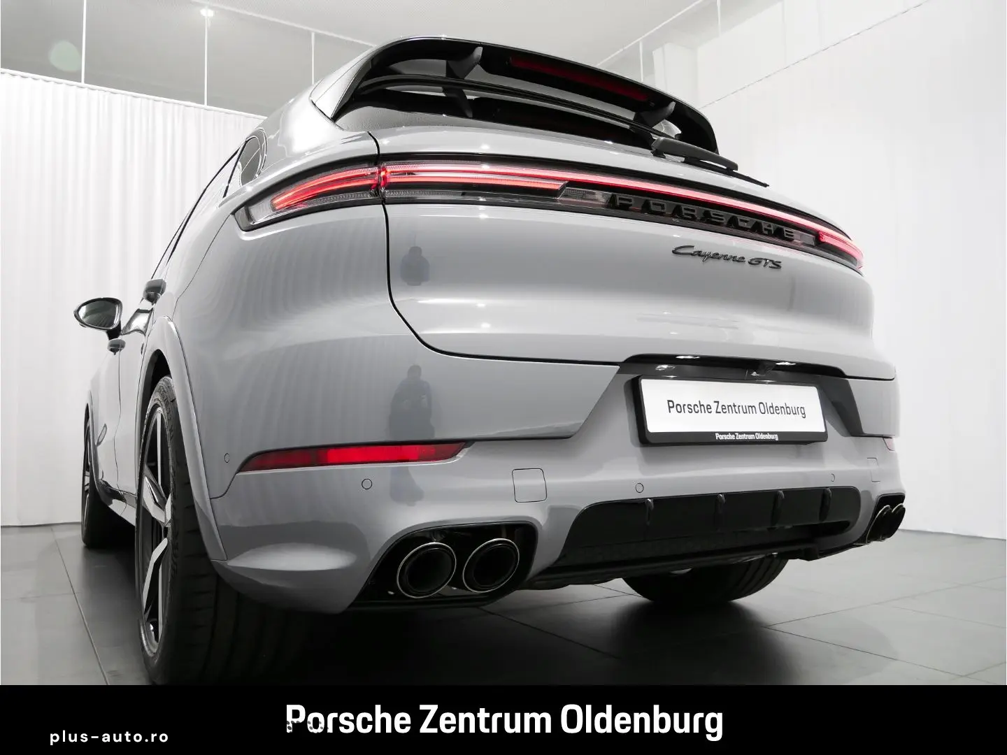 PORSCHE Cayenne GTS Pano Luftfed BOSE Sport-Design-Paket