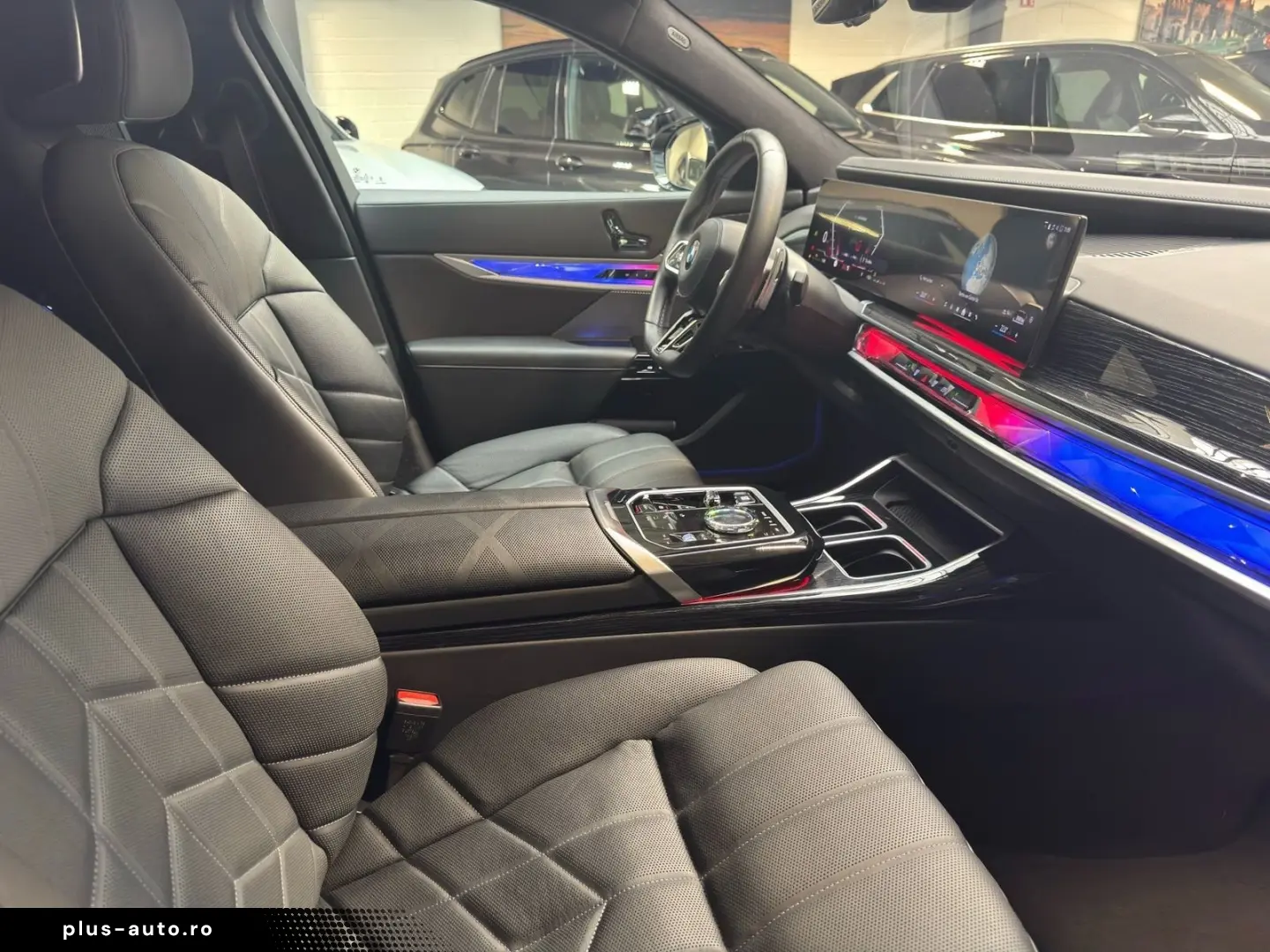 BMW Seria 7 2023 — imagine 10