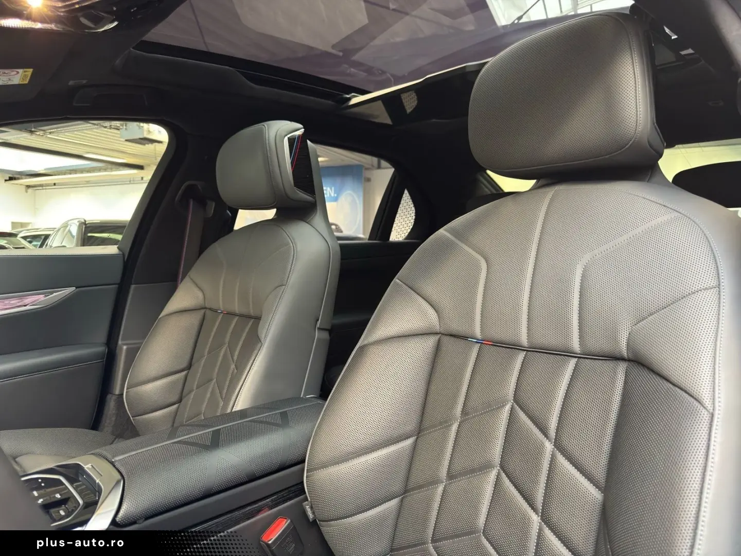BMW Seria 7 2023 — imagine 11