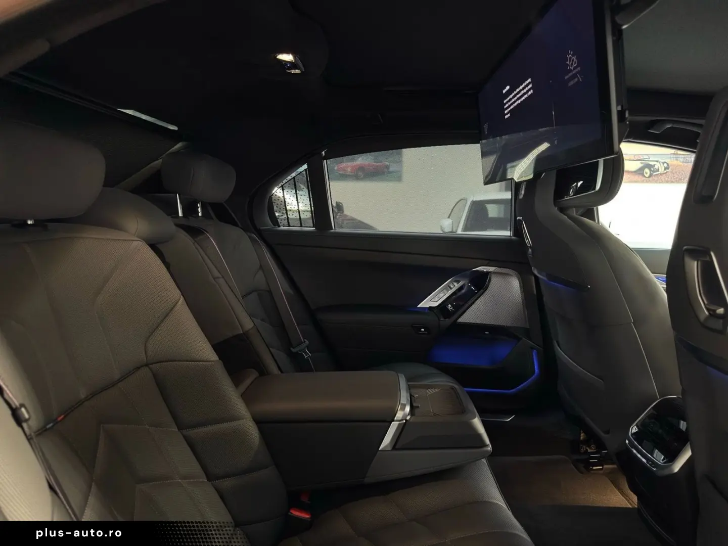 BMW Seria 7 2023 — imagine 12