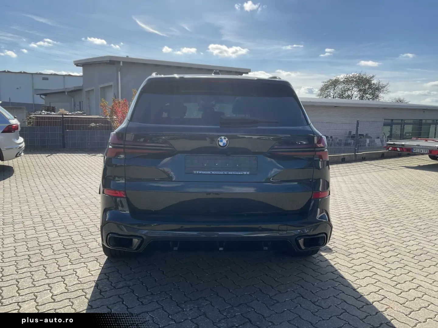 BMW X5 xDrive 30d  M-Sport-Pro AHK HUP 360  PANO H&K