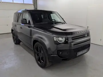 Land Rover Defender D250 X-Dynamic SE AHK Pano
