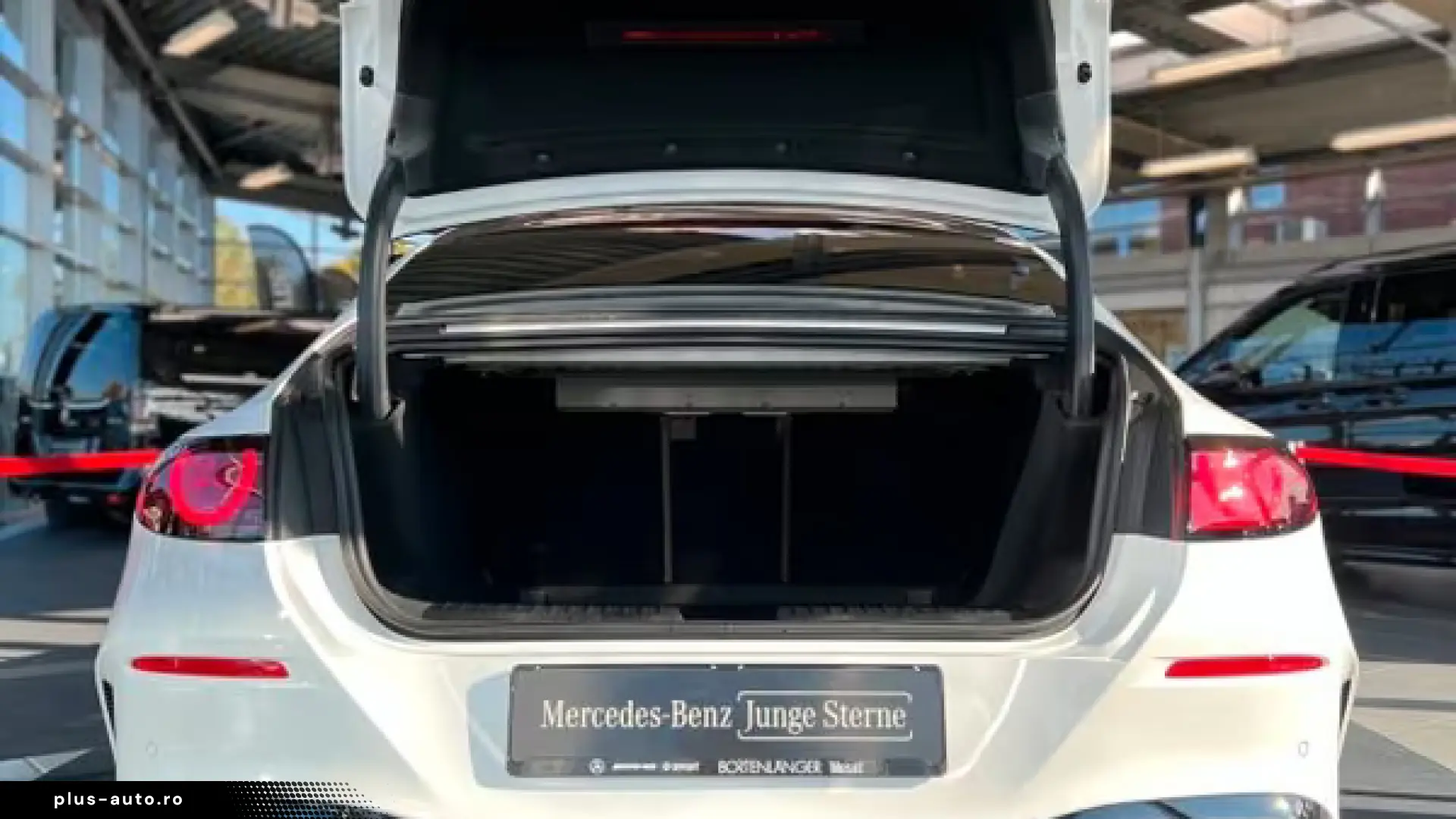 Mercedes-Benz C 400 AMG 4M EQ AHK Night White
