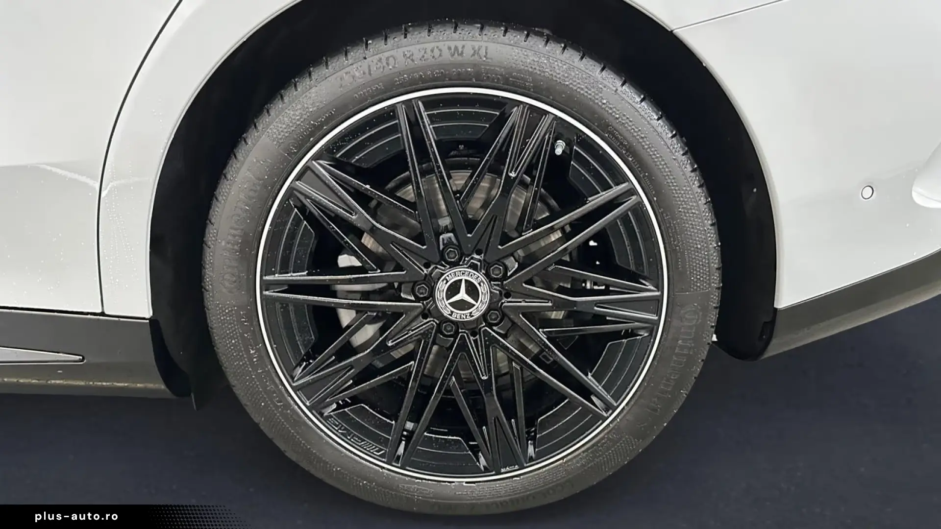 Mercedes-Benz C 400 4MATIC  AMG NIGHT 360