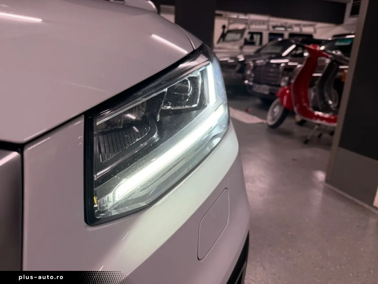AUDI Q2 35 TFSI S-tronic sport  S-Line  LED  Navi