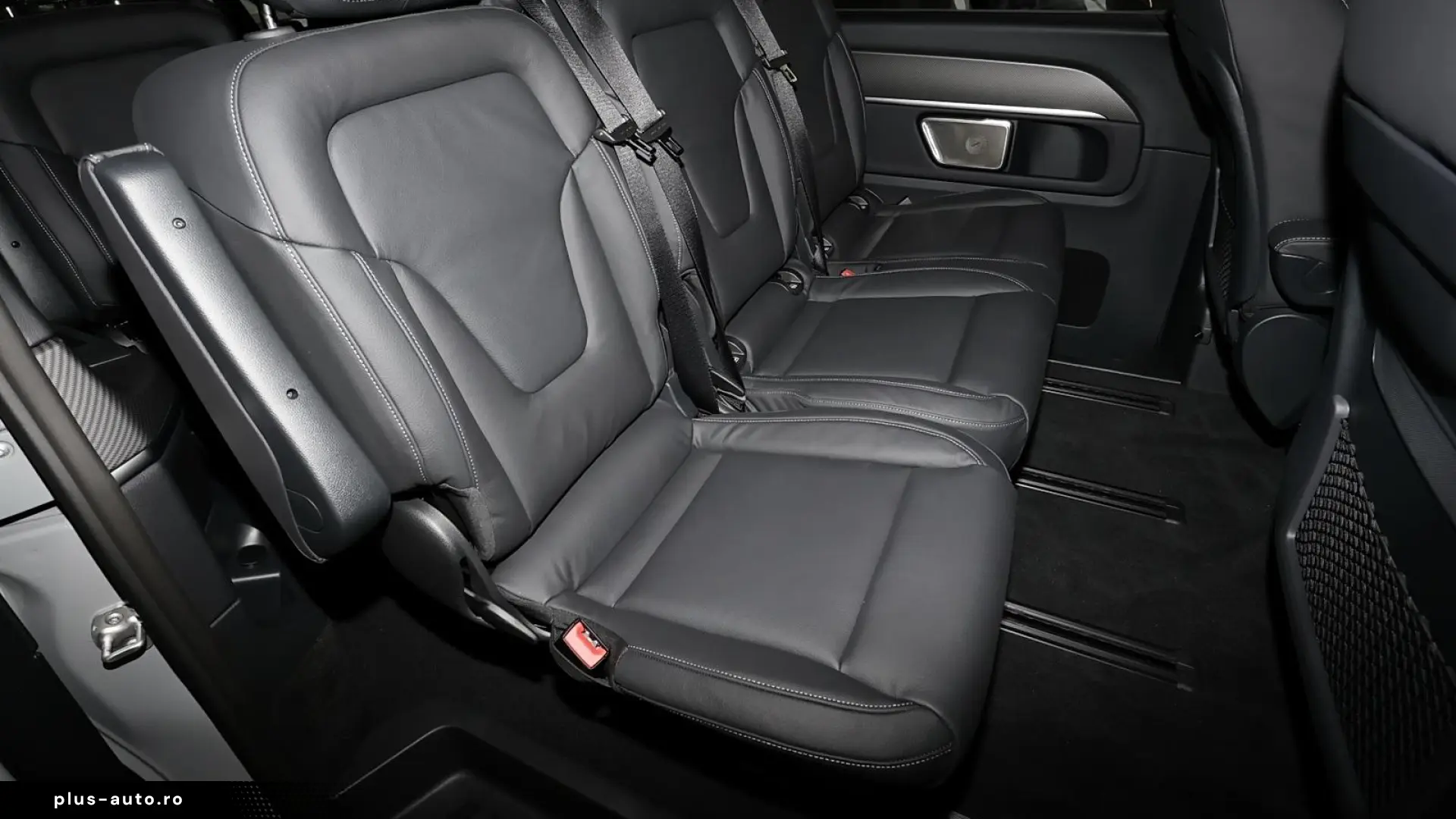 Mercedes-Benz V 300 AVANTGARDE AMG MBUX 360