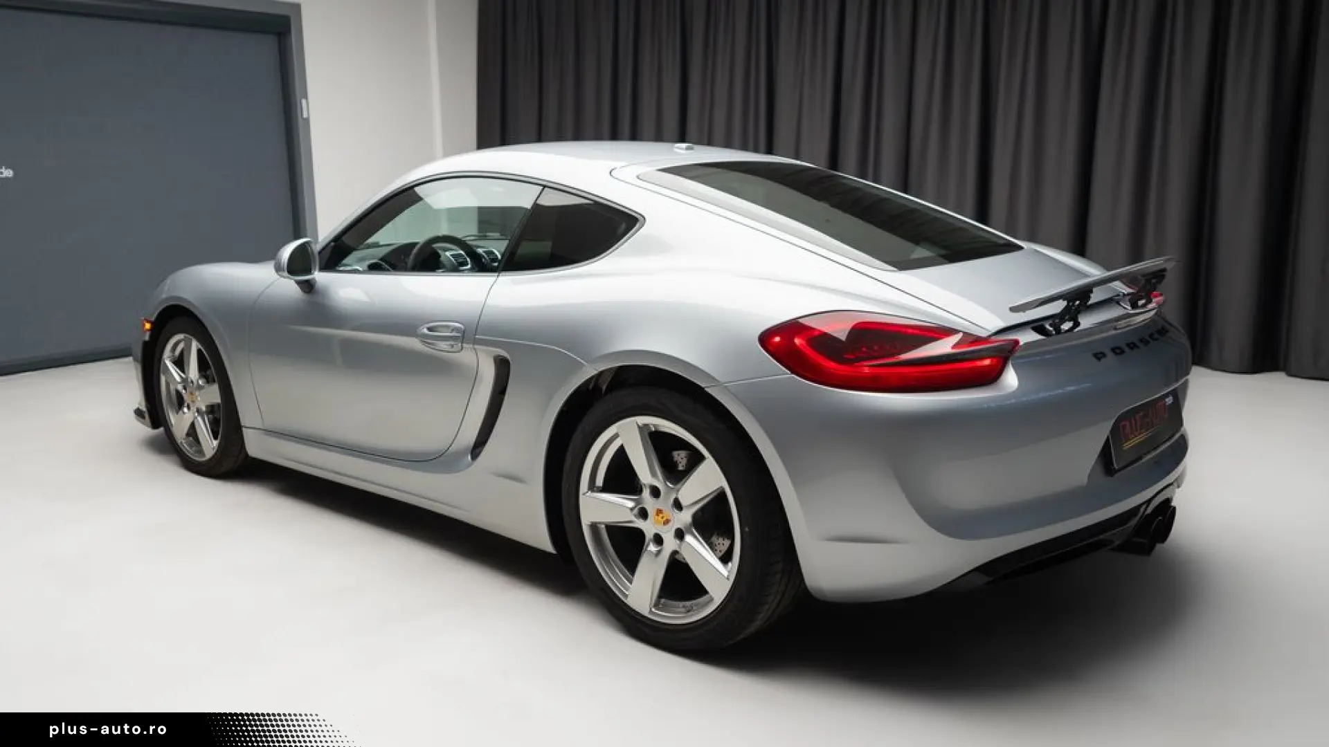 PORSCHE CAYMAN