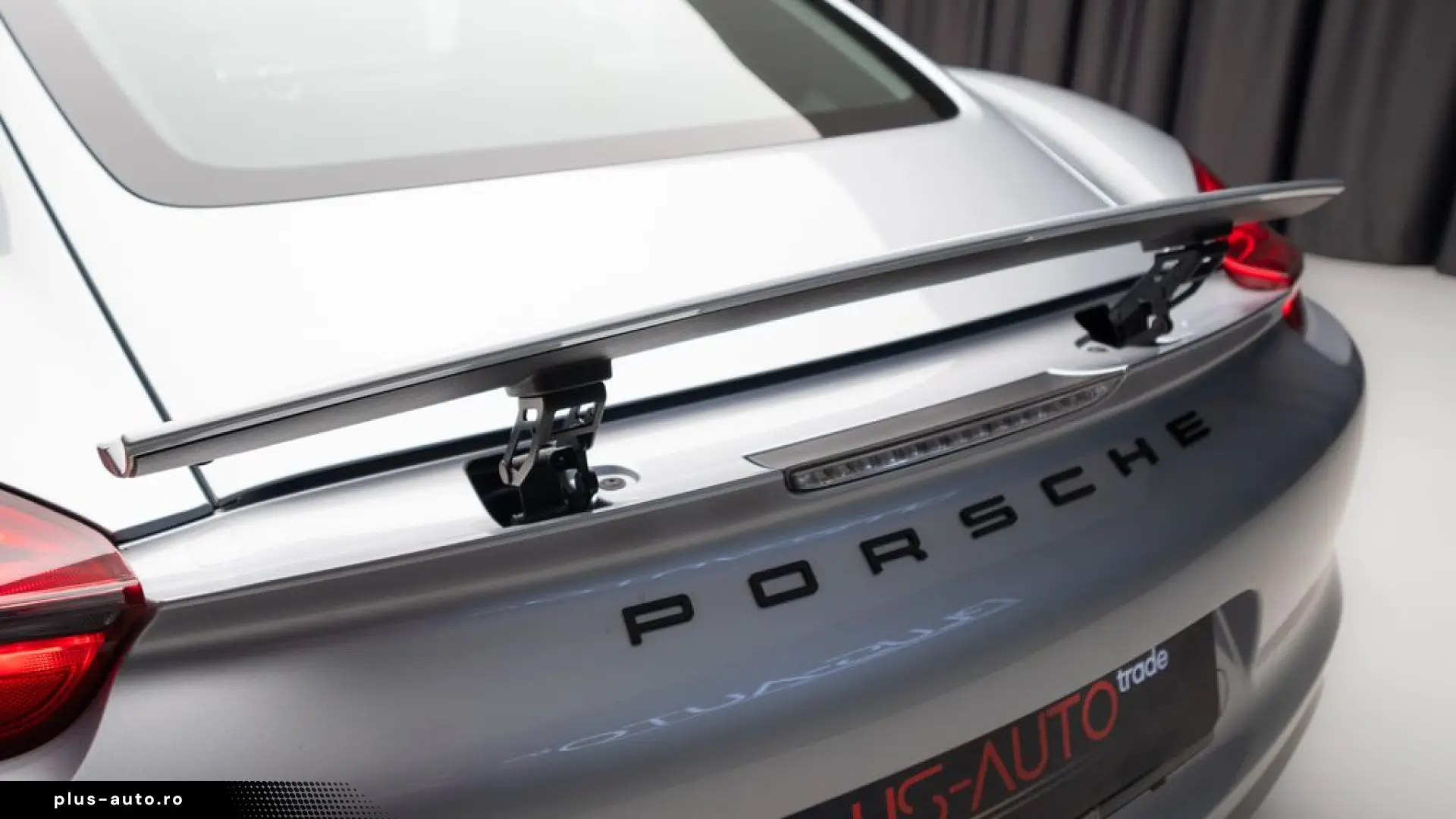 PORSCHE CAYMAN