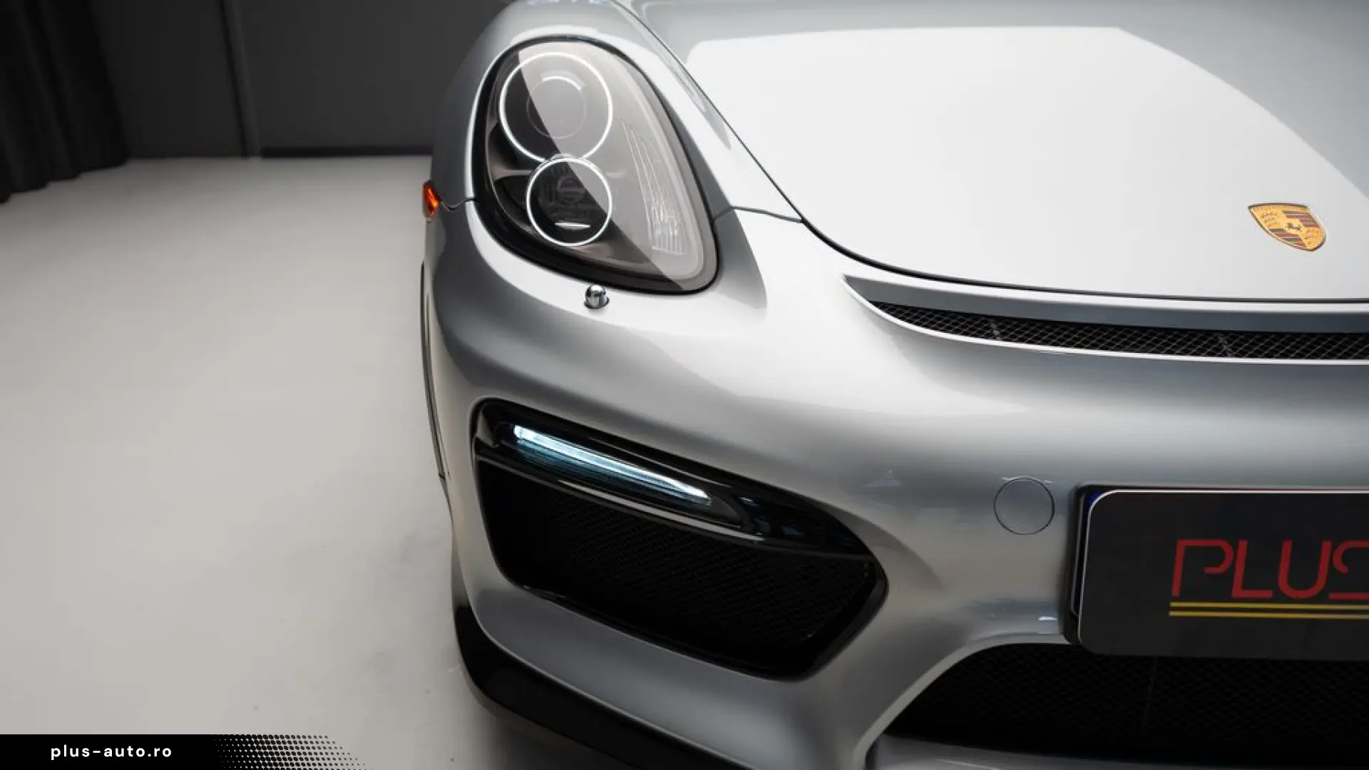 PORSCHE CAYMAN