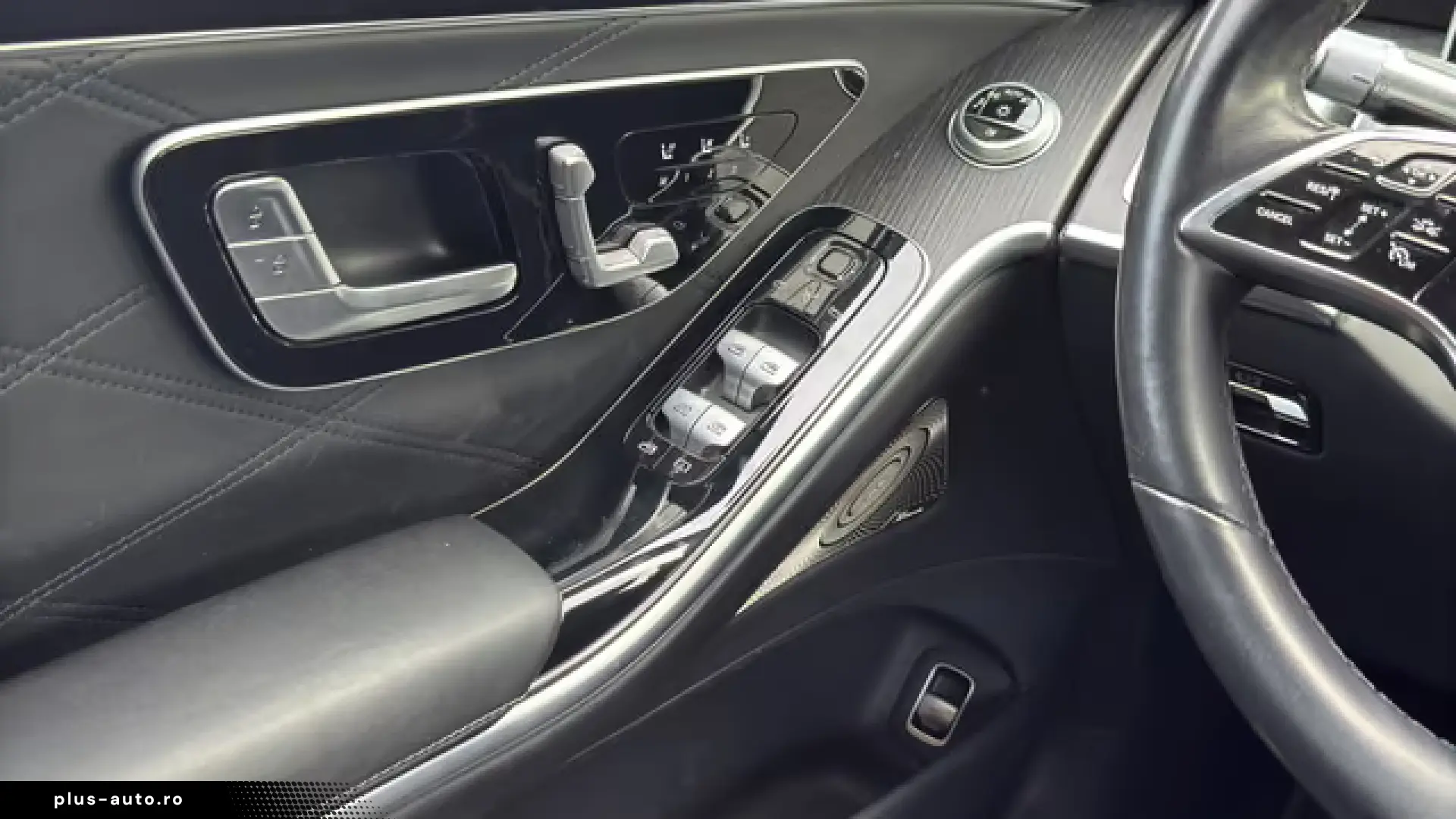 Mercedes-Benz S 680 Maybach 4MATIC First Class Kühlbox