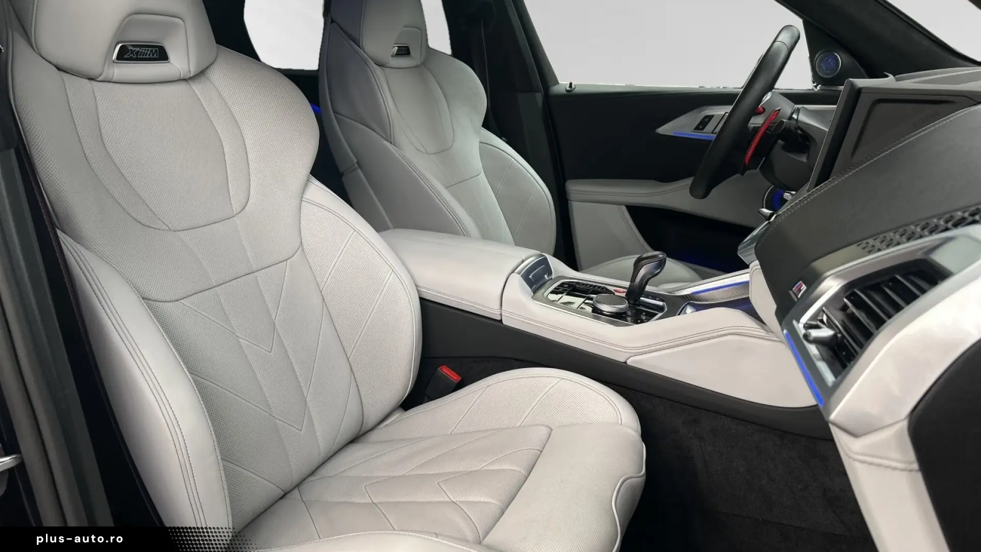 BMW XM 50e AHK DA-