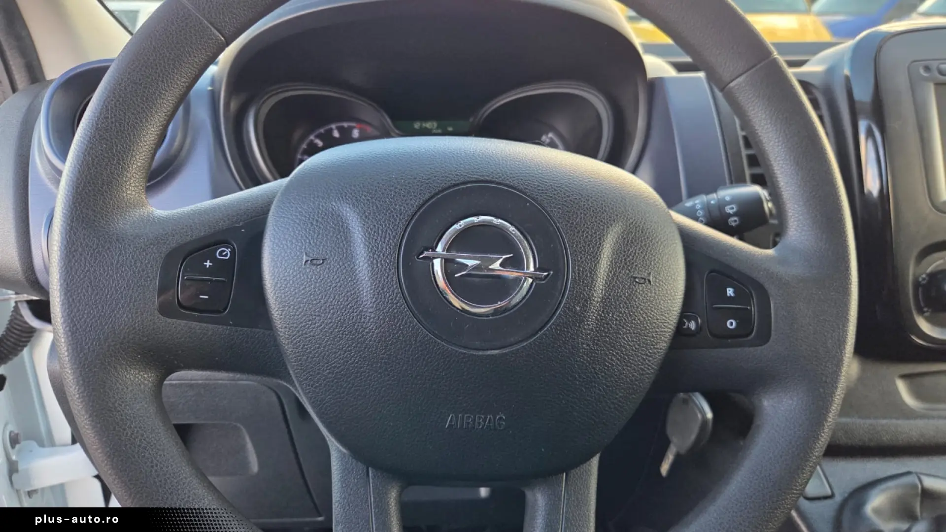 OPEL VIVARO L2H1 MAXY 9 LOCURI