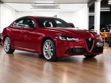 ALFA ROMEO Giulia Ti Q4 MEMORY ACC NAVI KAMERA LEDER