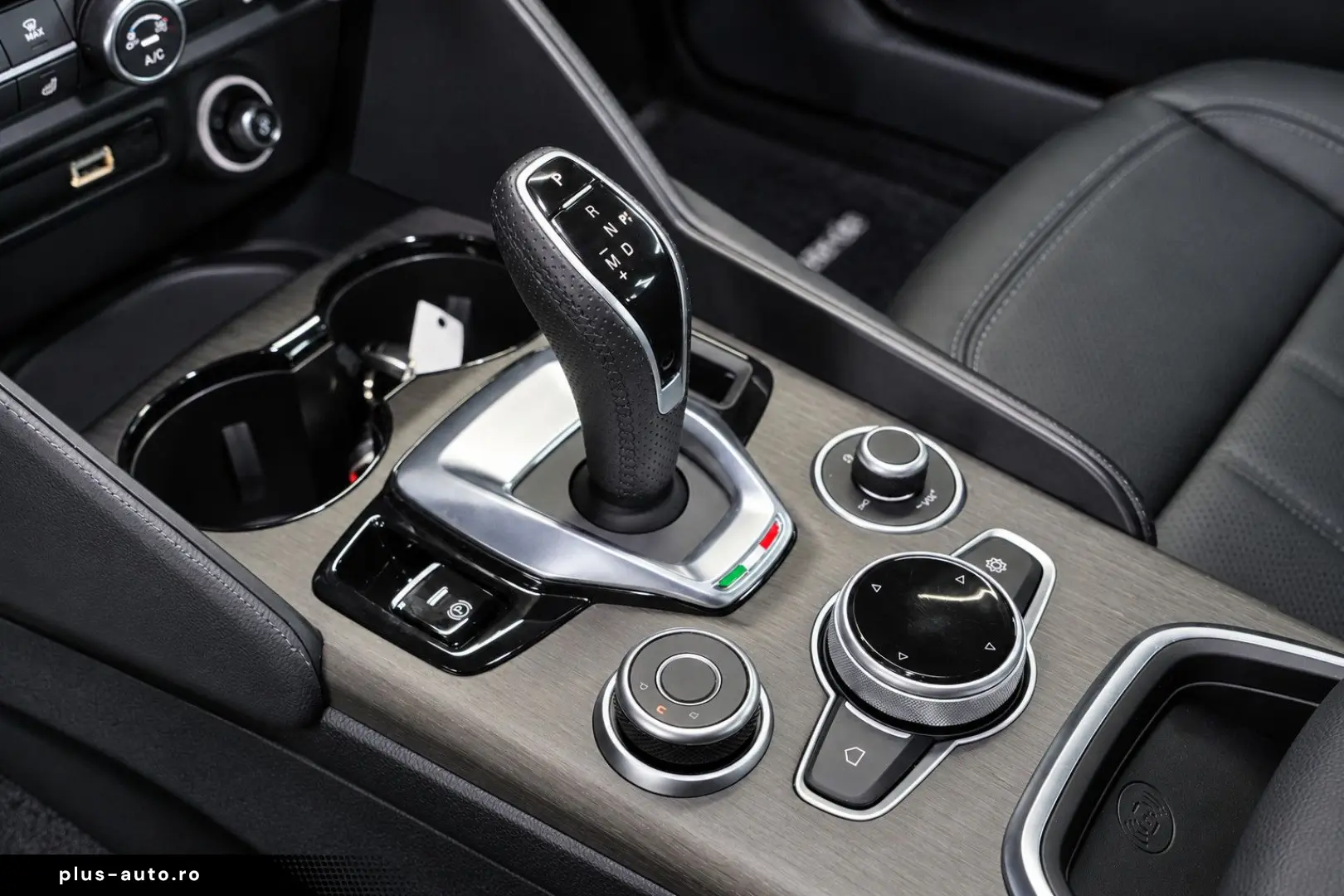 ALFA ROMEO Giulia Ti Q4 MEMORY ACC NAVI KAMERA LEDER