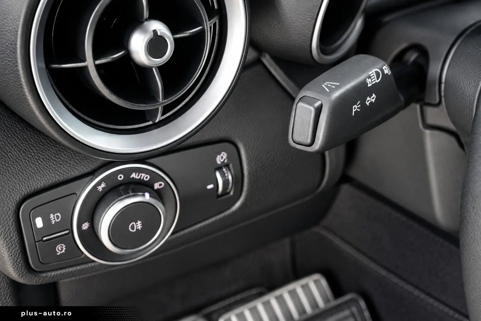 ALFA ROMEO Giulia Ti Q4 MEMORY ACC NAVI KAMERA LEDER