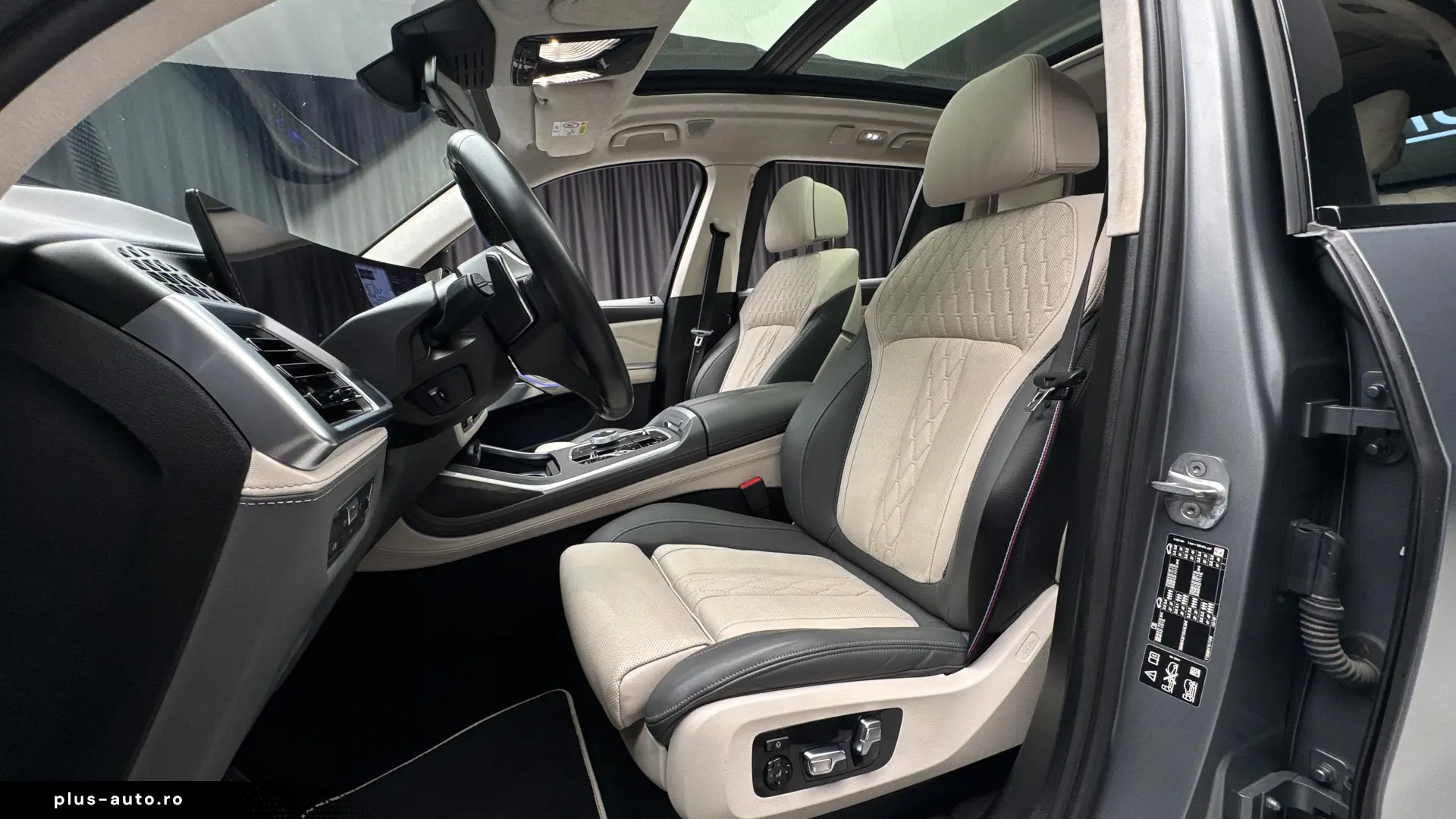 BMW X7 M60i xDrive LCI – 2023