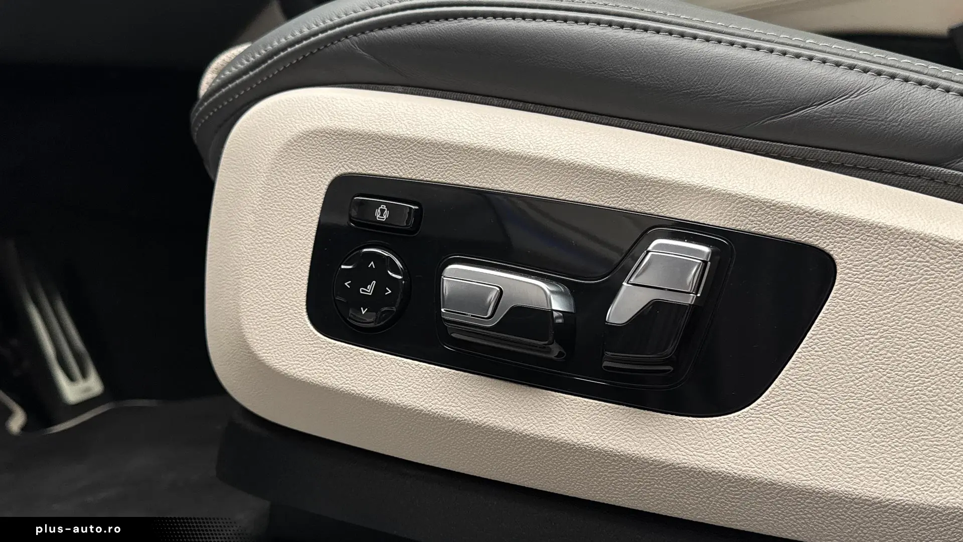 BMW X7 M60i xDrive LCI – 2023