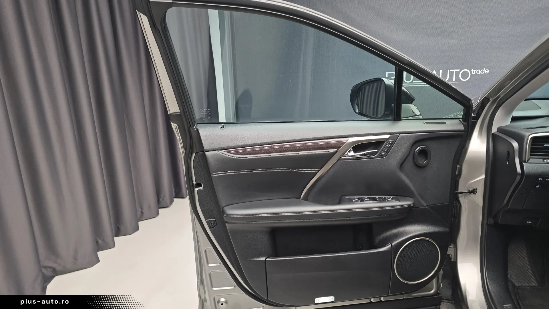 Lexus RX450HL Luxury Line - 7 Locuri