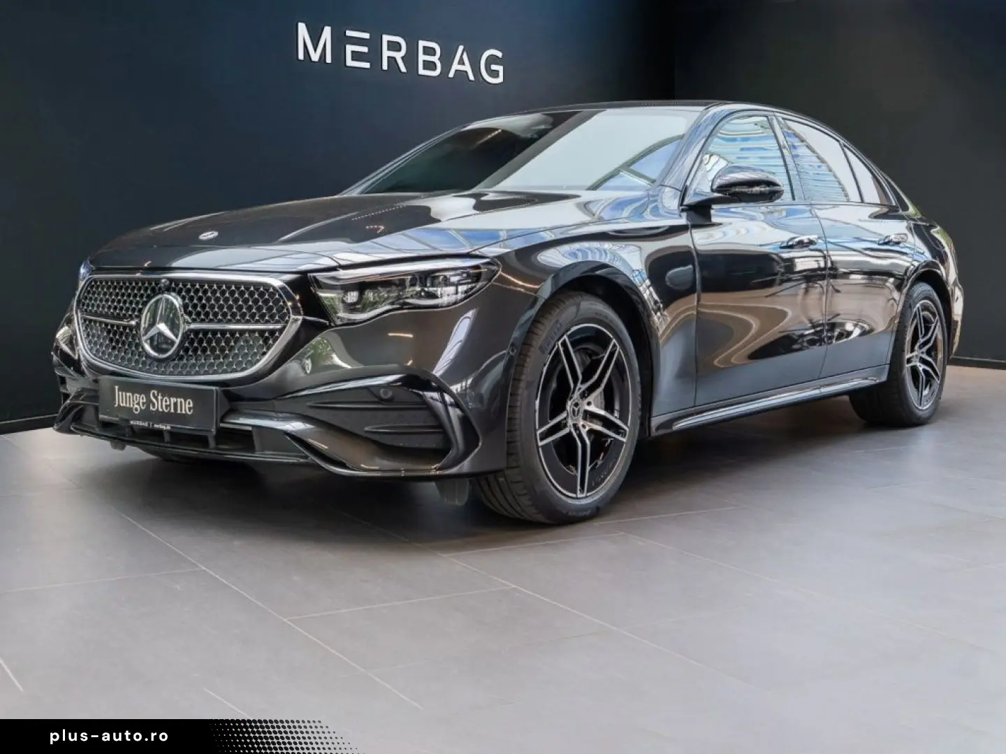 MERCEDES-BENZ E 300 e  AMG Night AHK Head Digital 360