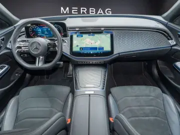 MERCEDES-BENZ E 300 e  AMG Night AHK Head Digital 360