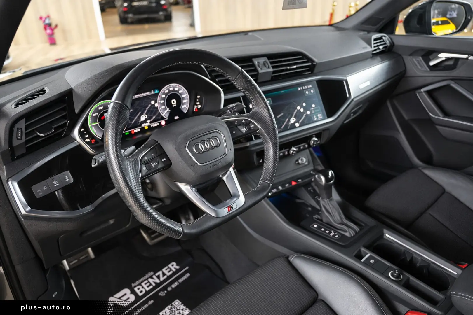 AUDI Q3 2021 — imagine 16
