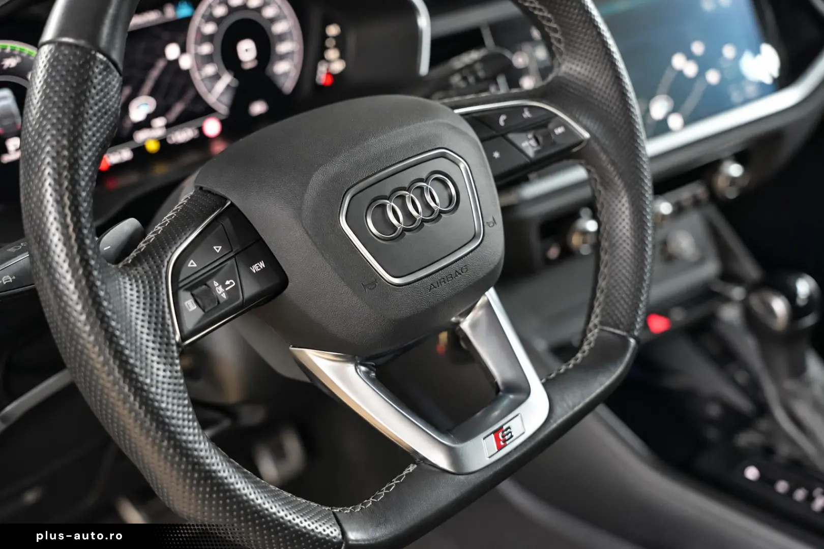AUDI Q3 2021 — imagine 19