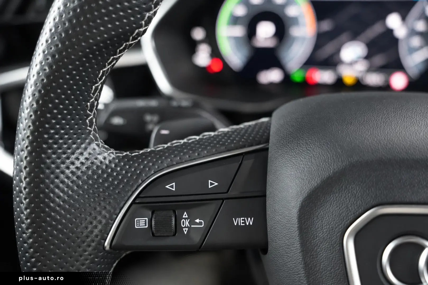 AUDI Q3 2021 — imagine 32