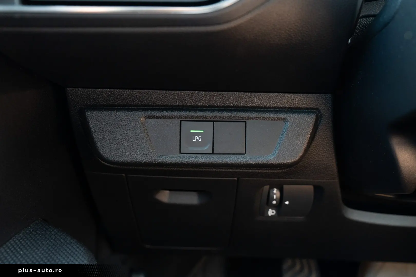 Dacia Sandero Essential TCe 100 GPL