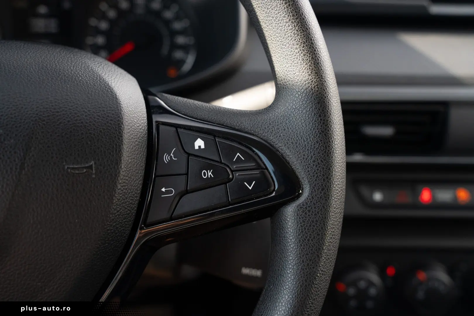 Dacia Sandero Essential TCe 100 GPL