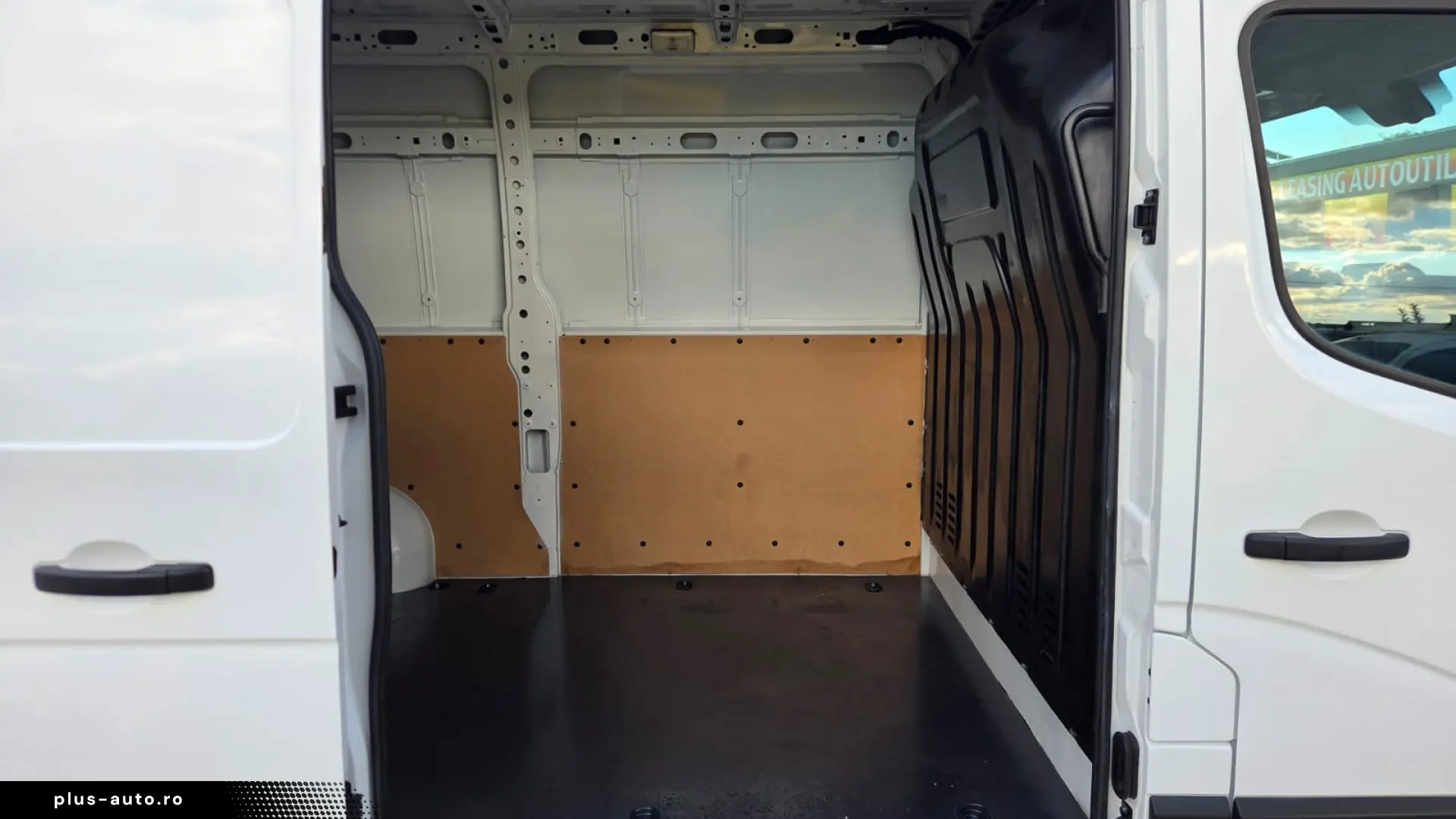 RENAULT NEW MASTER L2H2