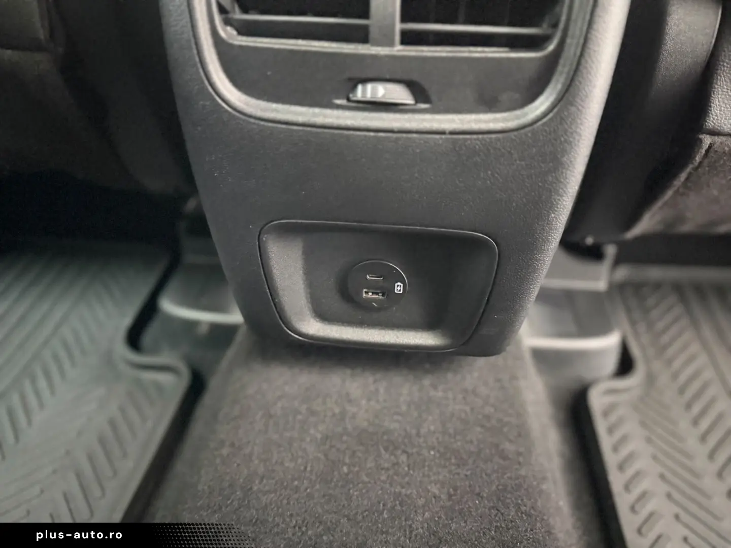 FORD Kuga 2.5 Duratec PHEV ST-Line X 1.Hand AHK Leder