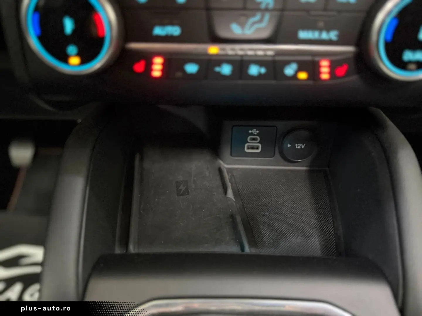 FORD Kuga 2.5 Duratec PHEV ST-Line X 1.Hand AHK Leder
