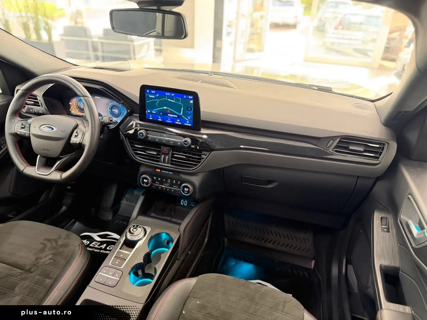 FORD Kuga 2.5 Duratec PHEV ST-Line X 1.Hand AHK Leder