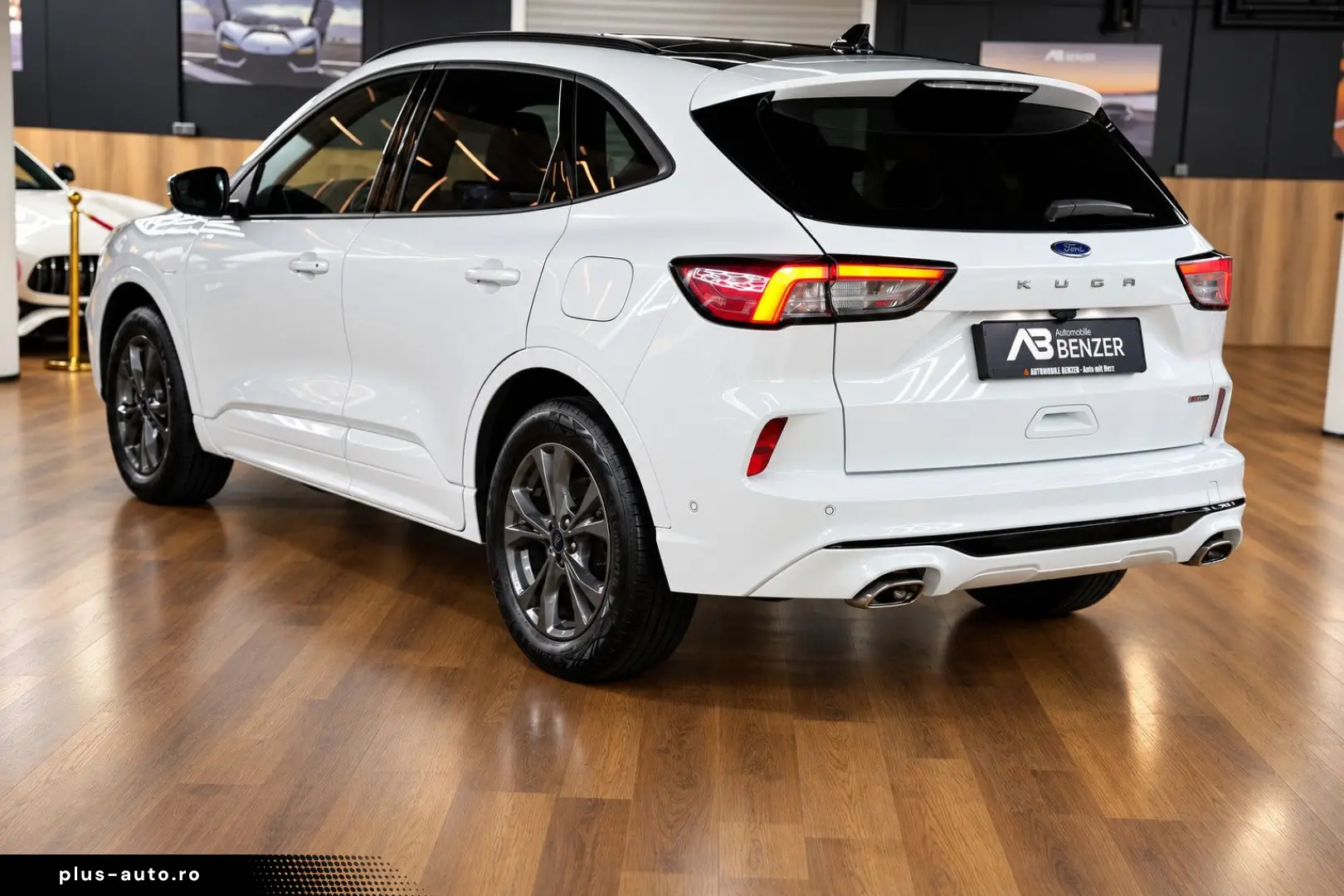 FORD Kuga  ST-Line X Panorama HUD Kamera PlugInHybrid