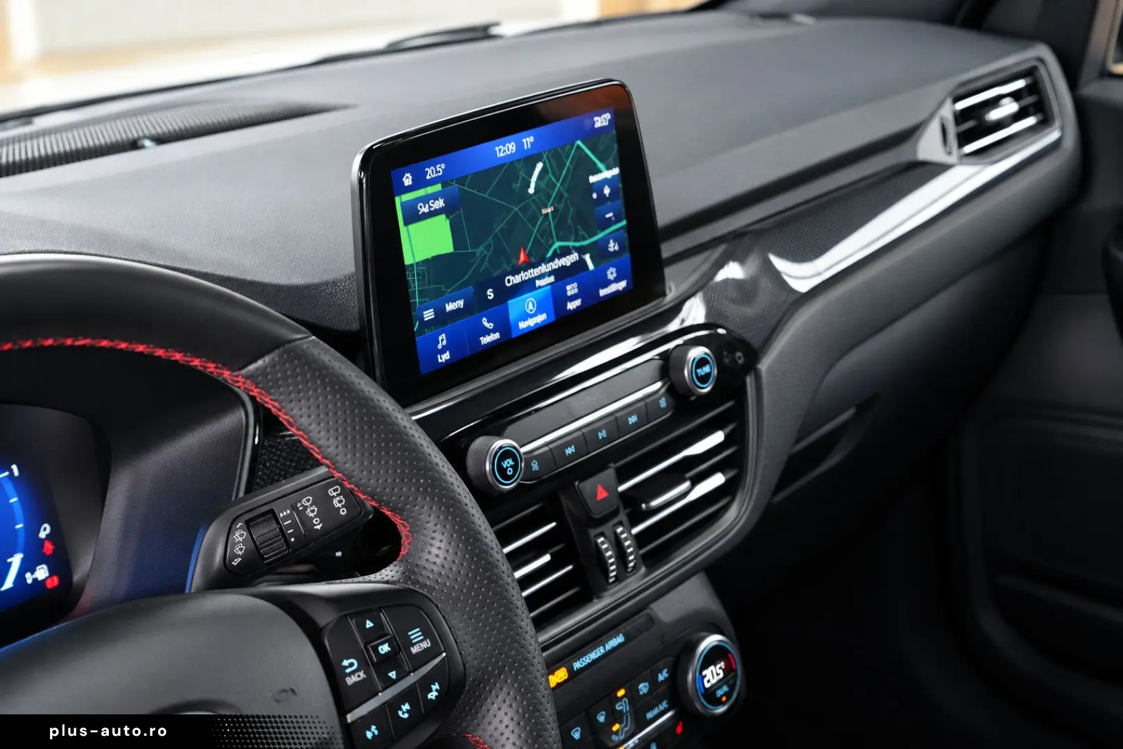 FORD Kuga  ST-Line X Panorama HUD Kamera PlugInHybrid