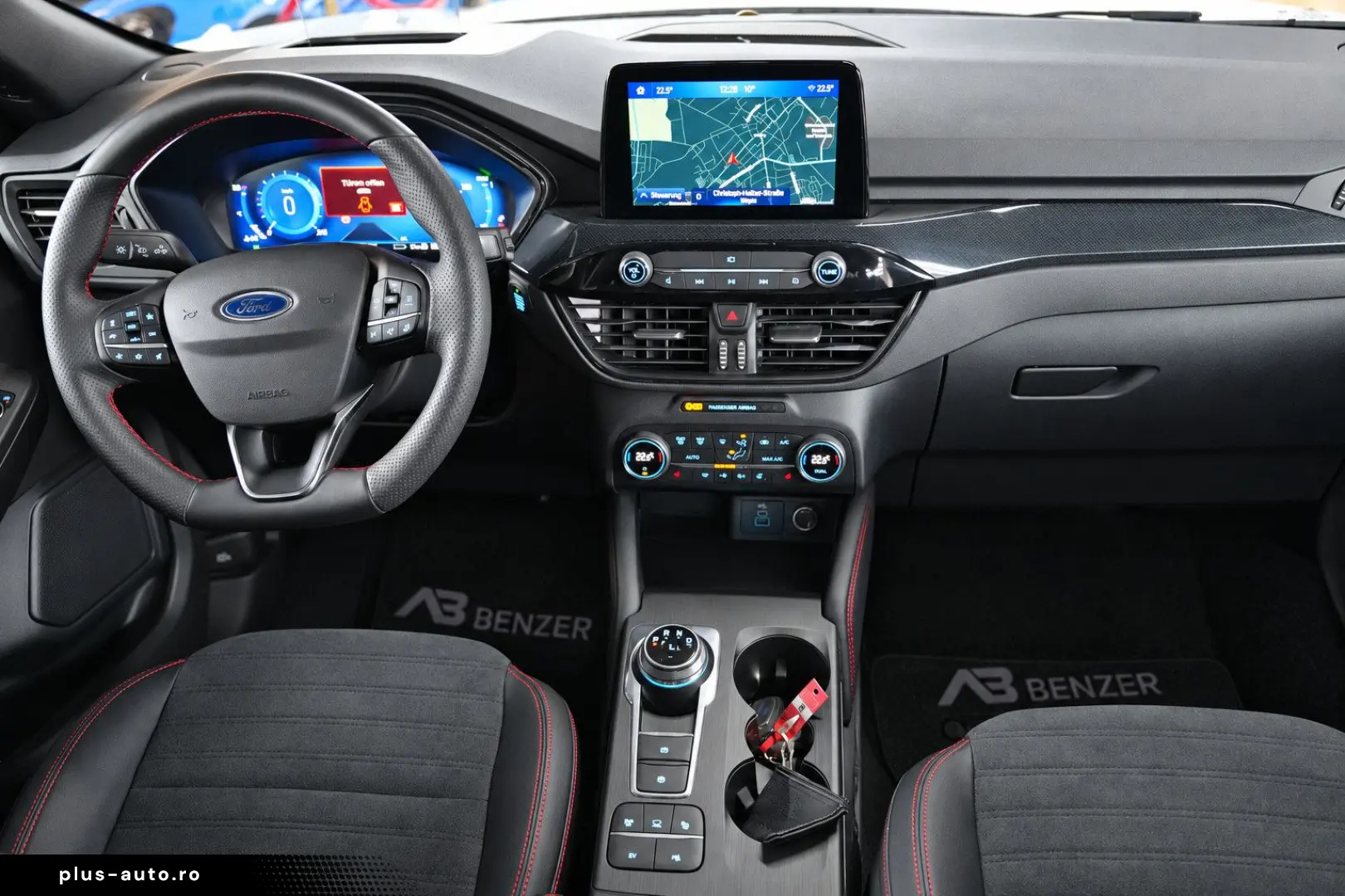 FORD Kuga  ST-Line X Panorama HUD Kamera PlugInHybrid