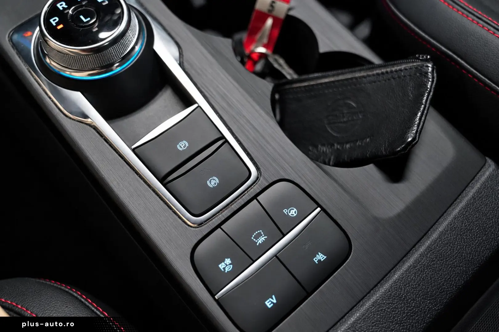 FORD Kuga  ST-Line X Panorama HUD Kamera PlugInHybrid