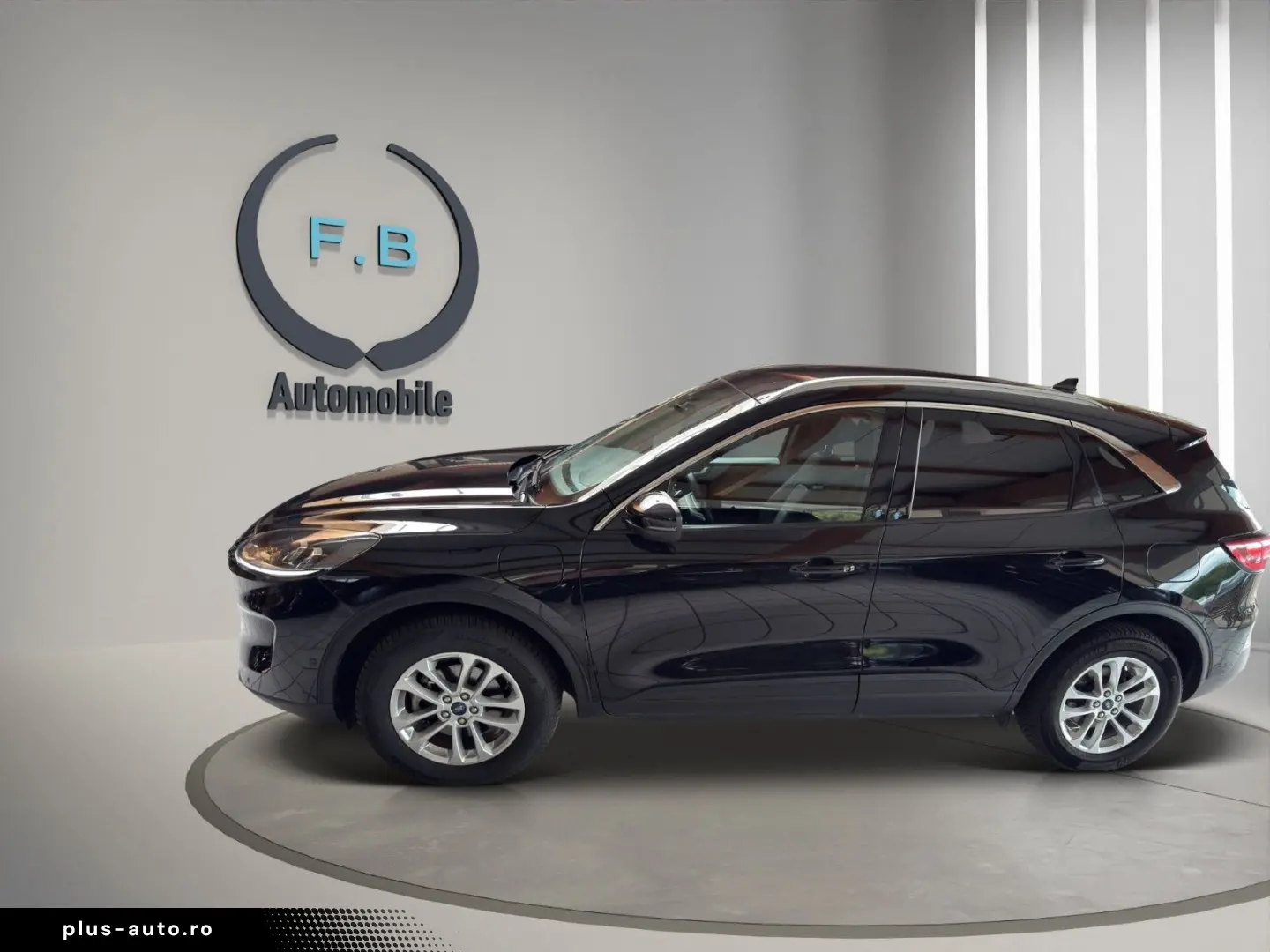 FORD Kuga Plug-In Hybrid Titanium VIELE EXTRAS
