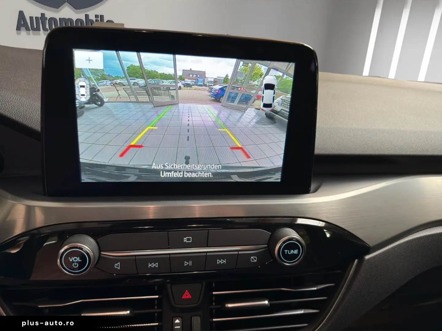 FORD Kuga Plug-In Hybrid Titanium VIELE EXTRAS