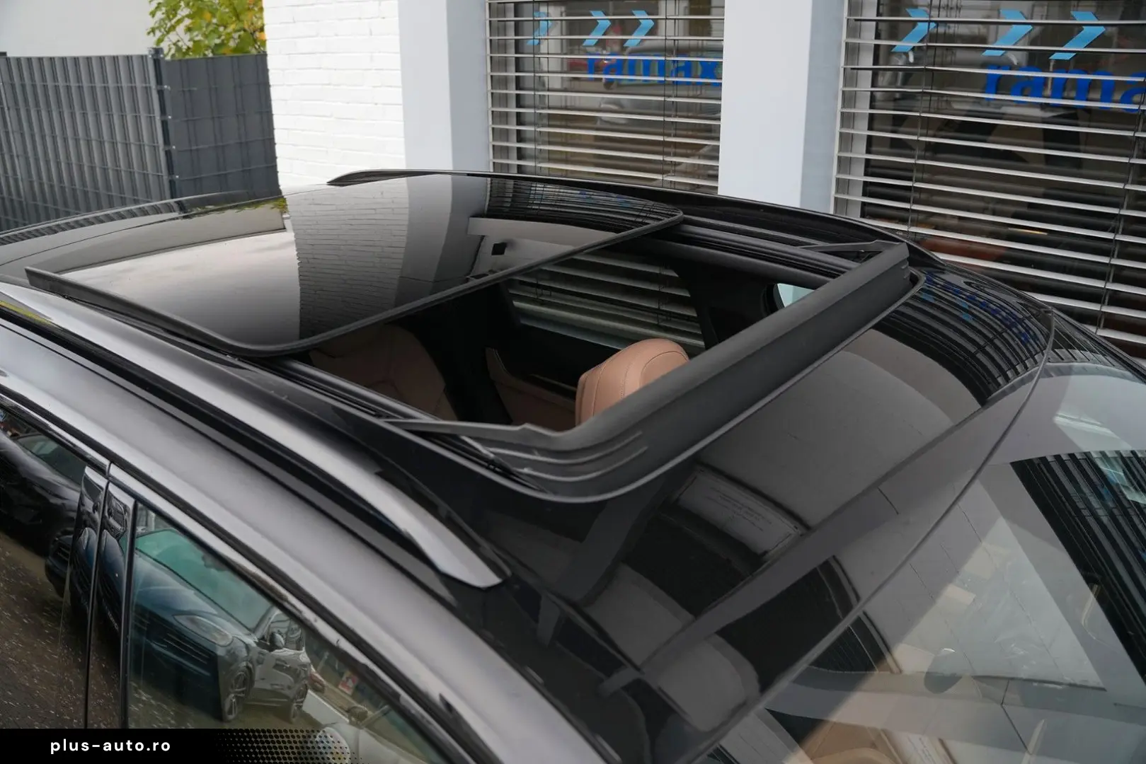 PORSCHE CAYENNE SPORTDESIGN-LUFTF-PANO-BOSE-LEDER BEIGE