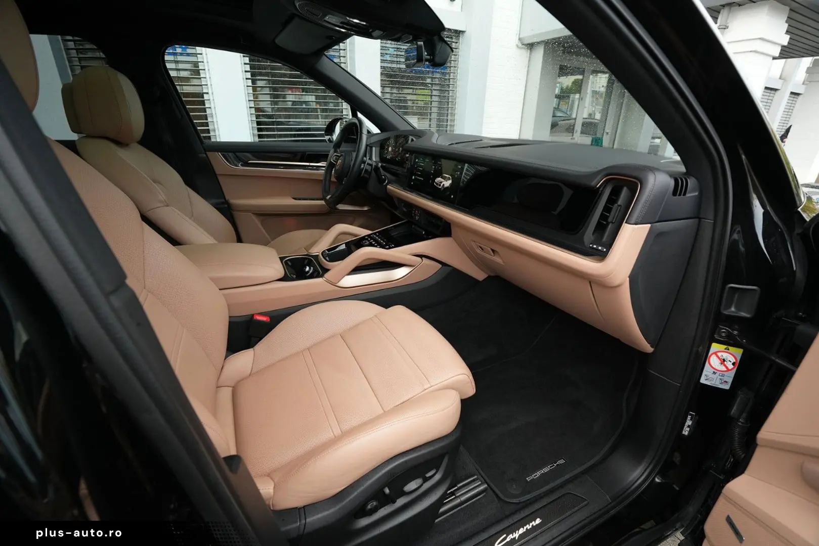 PORSCHE CAYENNE SPORTDESIGN-LUFTF-PANO-BOSE-LEDER BEIGE