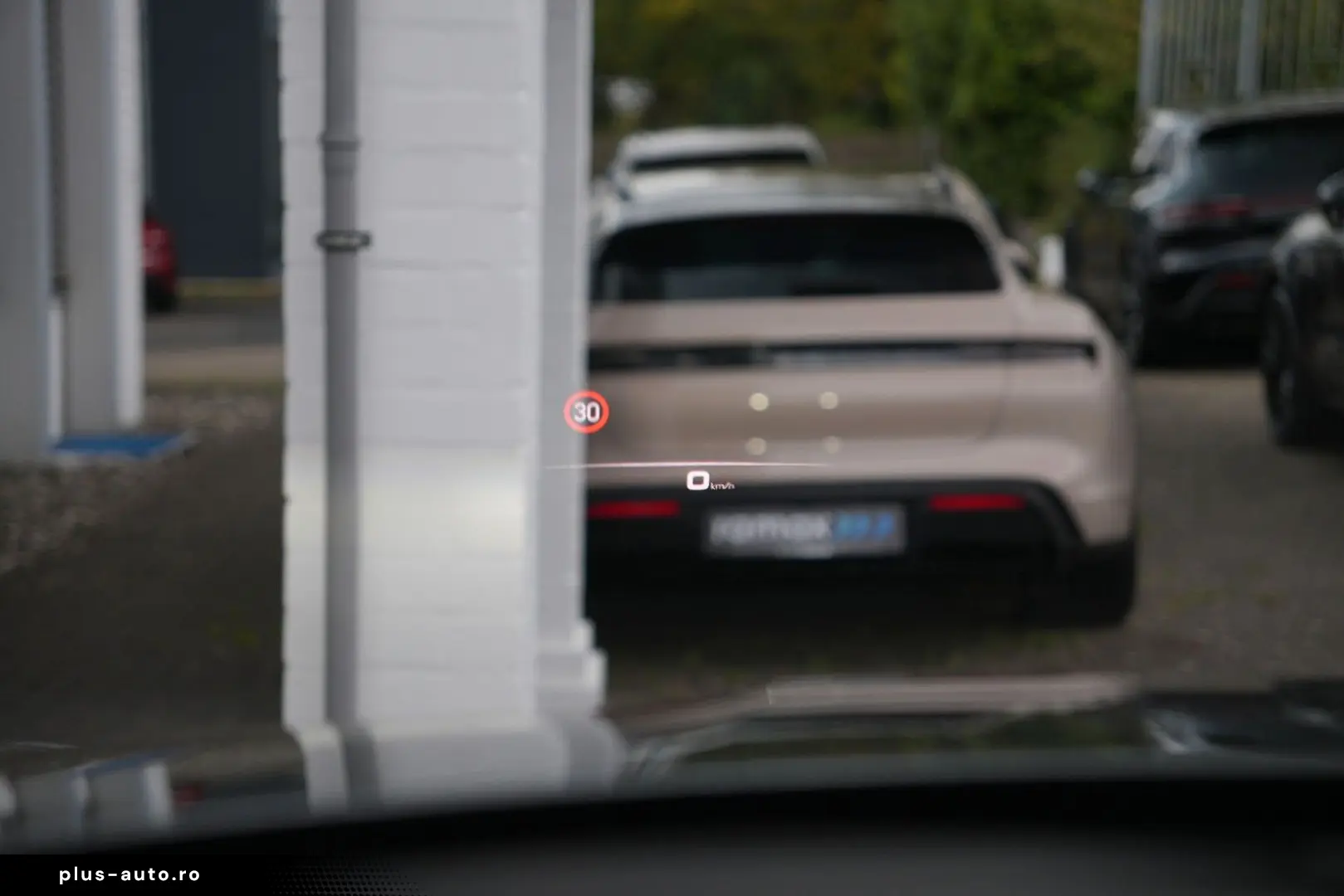 PORSCHE CAYENNE SPORTDESIGN-LUFTF-PANO-BOSE-LEDER BEIGE