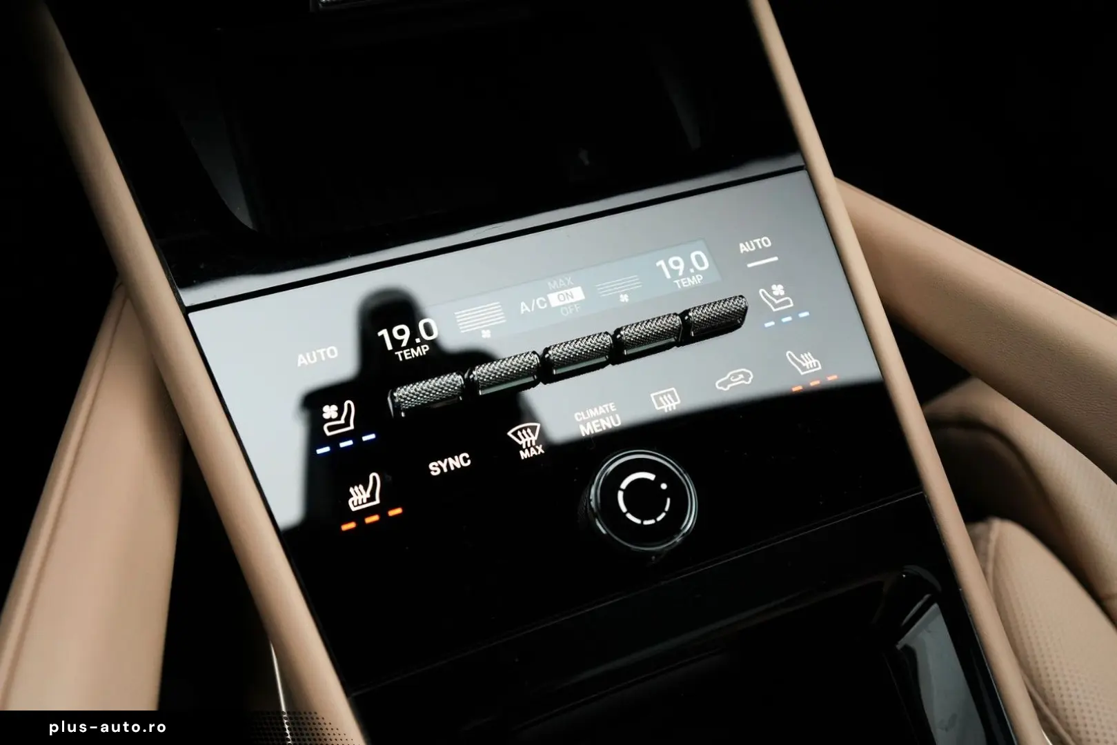 PORSCHE CAYENNE SPORTDESIGN-LUFTF-PANO-BOSE-LEDER BEIGE