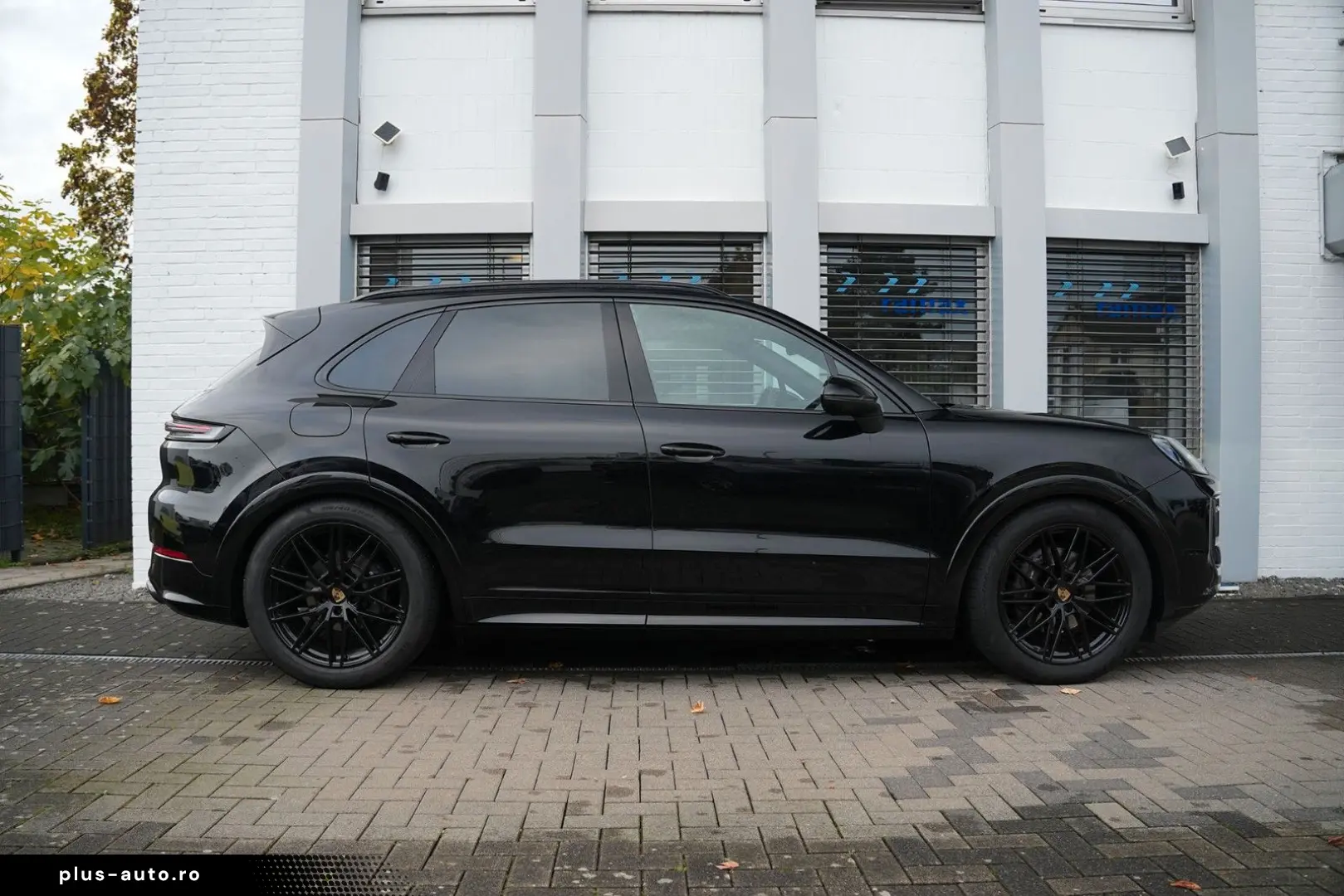 PORSCHE CAYENNE SPORTDESIGN-LUFTF-PANO-BOSE-LEDER BEIGE