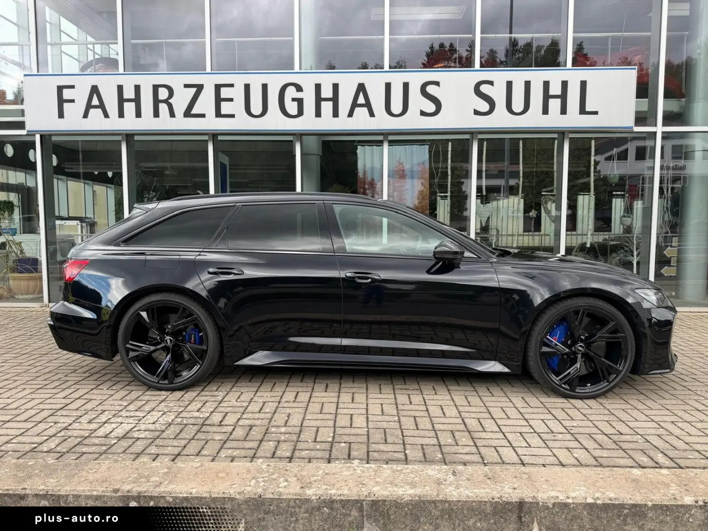 AUDI RS 6 Avant 4.0 TFSI quattro Nachtsicht AHZV 1.Ha