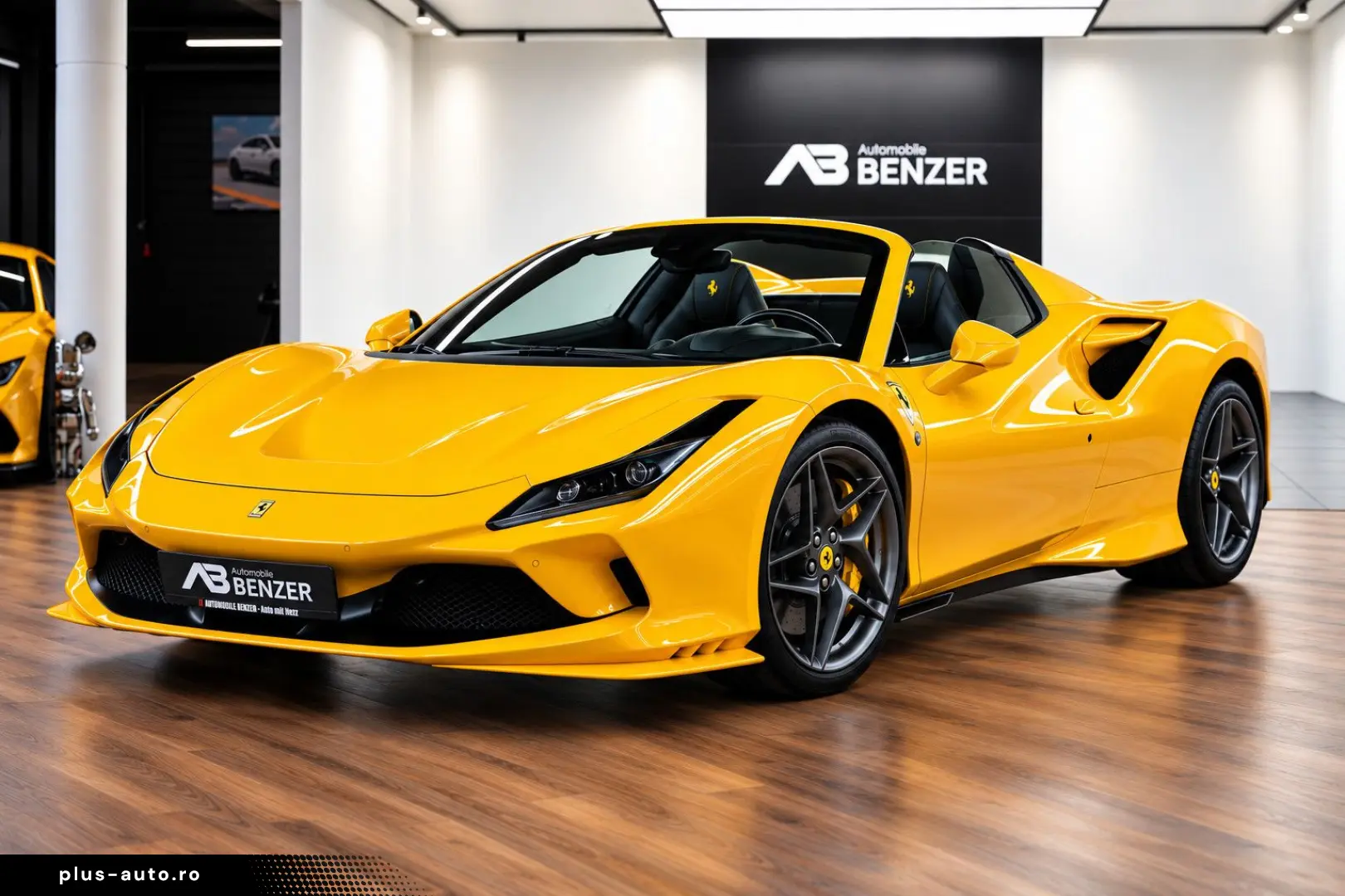 FERRARI F8 2021 — imagine 1