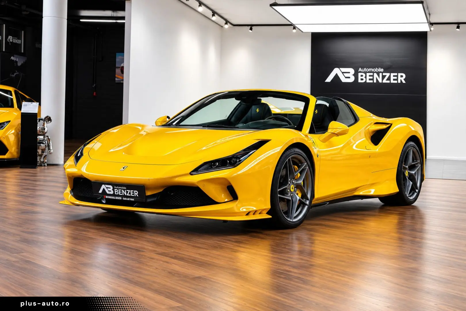 FERRARI F8 2021 — imagine 3